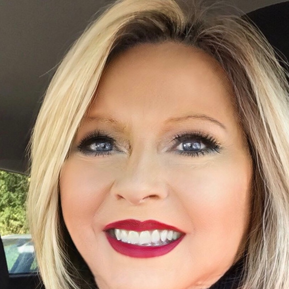 Meet your Posher, Teresa